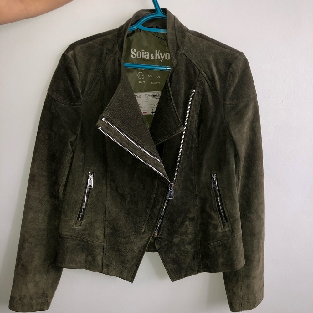 Soia and Kyo suede jacket in olive green. New
